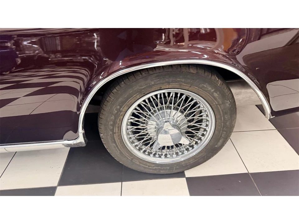 1964 Chevrolet Corvette C2 - Image 23 of 31