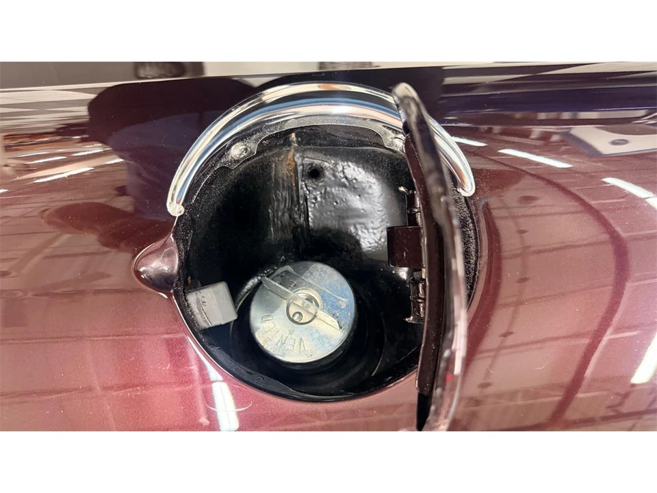 1964 Chevrolet Corvette C2 - Image 26 of 31