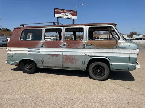 1964 Chevrolet Corvair 95 Greenbrier Deluxe