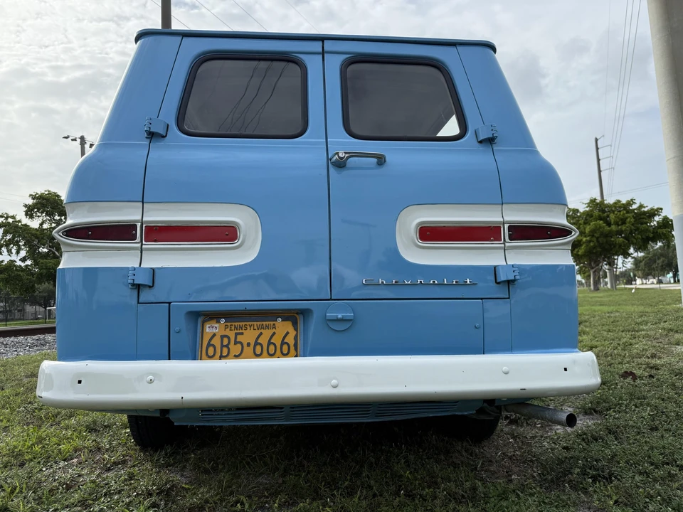 1964 Chevrolet Corvair Greenbrier & Corvan - Image 9 of 31