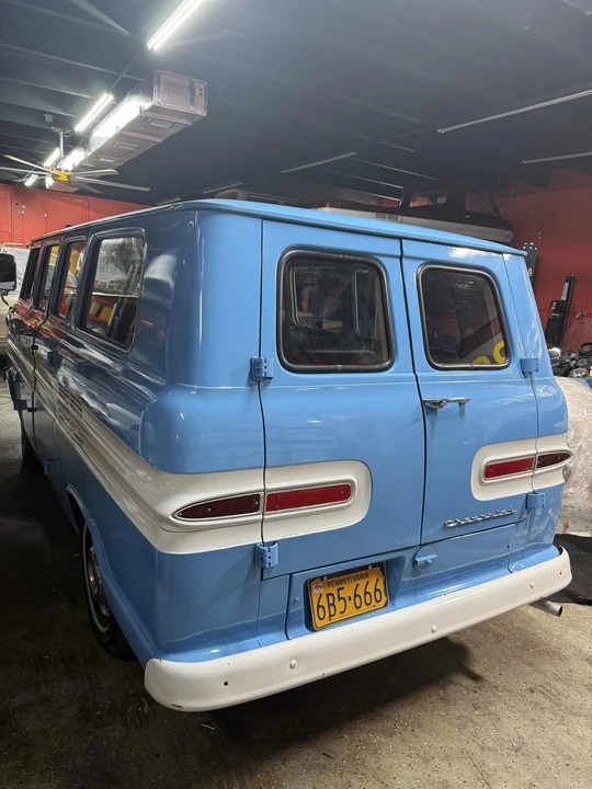 1964 Chevrolet Corvair Greenbrier & Corvan - Image 25 of 31