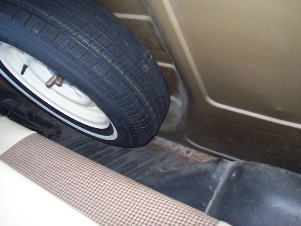 1964 Chevrolet Corvair Rampside & Loadside - Image 30 of 31