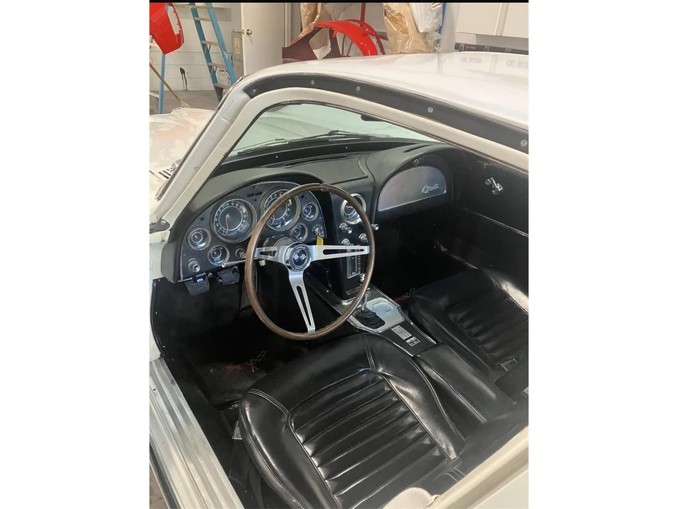 1964 Chevrolet Corvette C2 - Image 13 of 27
