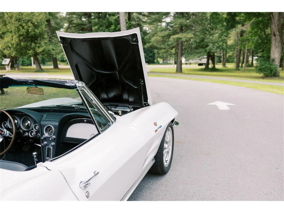1964 Chevrolet Corvette C2 - Image 28 of 31