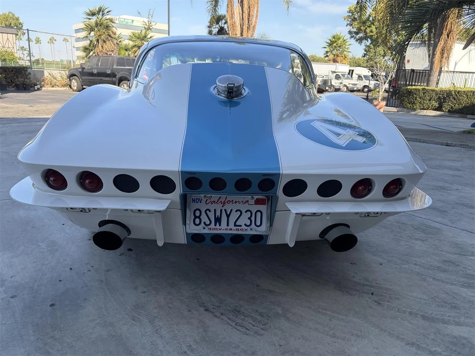 1964 Chevrolet Corvette C2 - Image 8 of 31