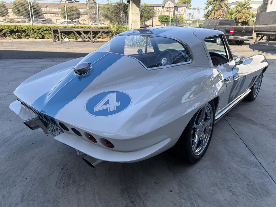 1964 Chevrolet Corvette C2 - Image 9 of 31