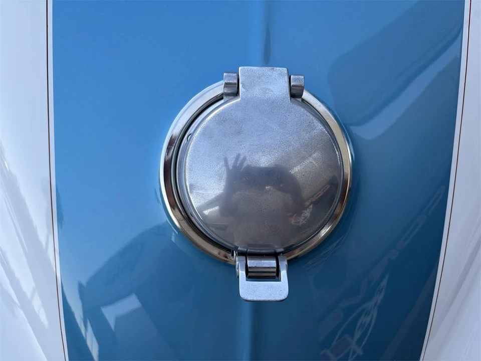 1964 Chevrolet Corvette C2 - Image 10 of 31