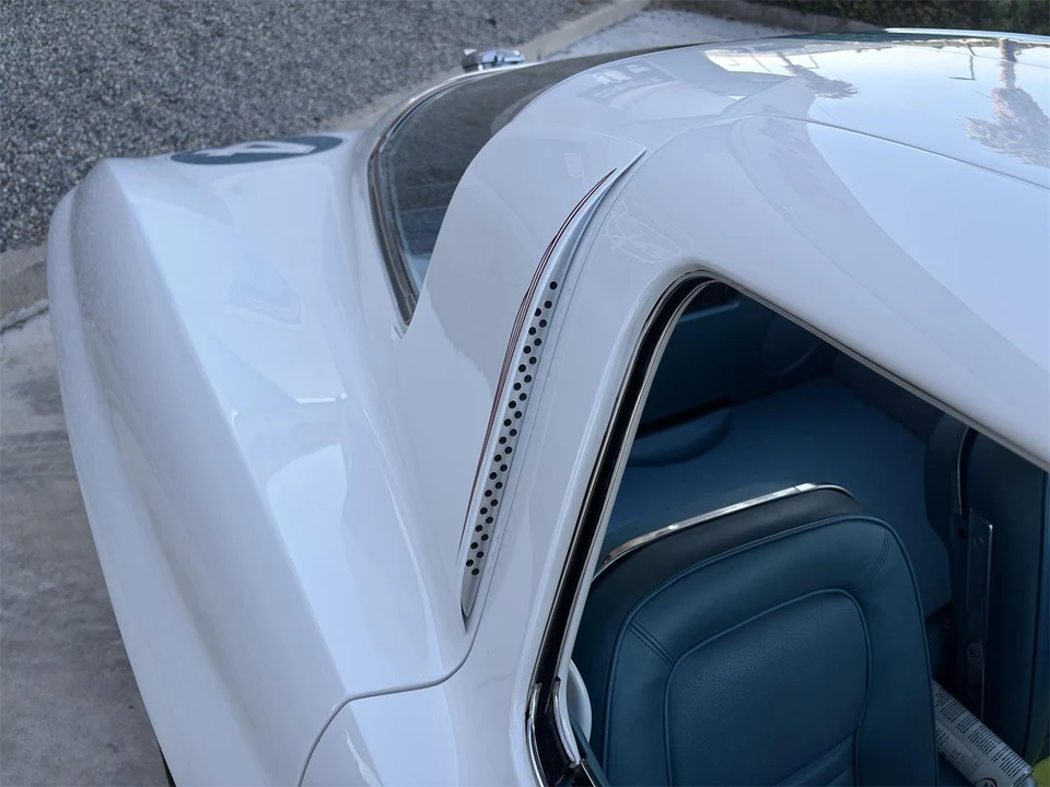 1964 Chevrolet Corvette C2 - Image 15 of 31