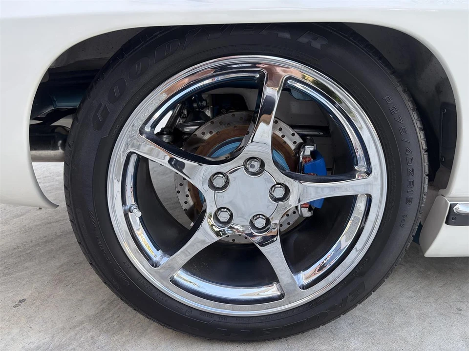 1964 Chevrolet Corvette C2 - Image 20 of 31