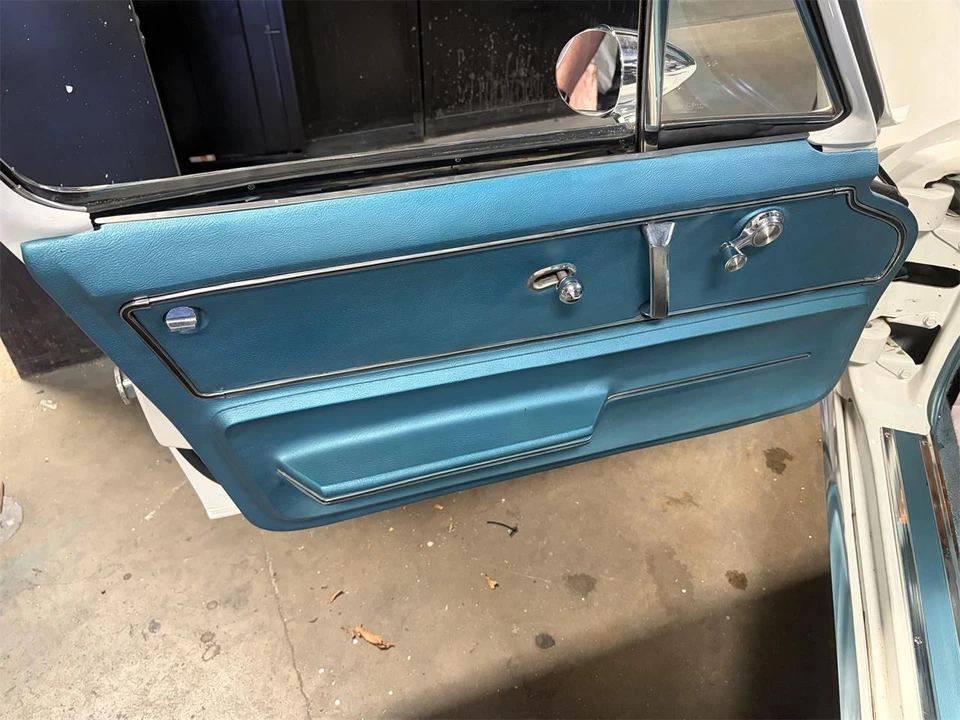 1964 Chevrolet Corvette C2 - Image 30 of 31