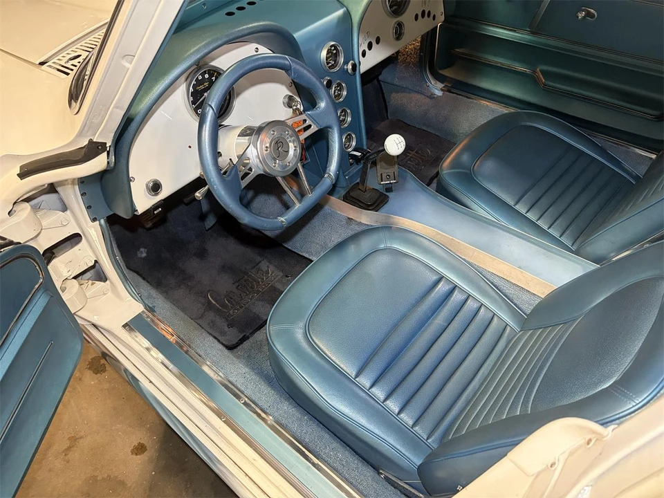 1964 Chevrolet Corvette C2 - Image 31 of 31