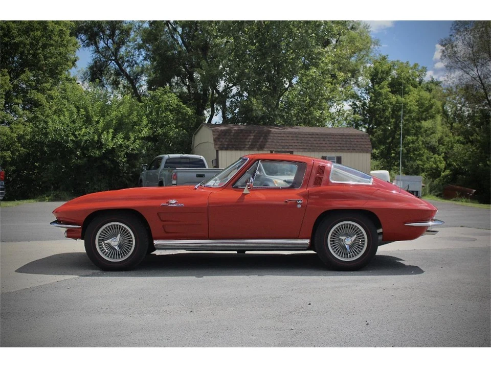 1964 Chevrolet Corvette C2 - Image 10 of 31