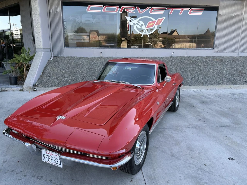 1964 Chevrolet Corvette C2 - Image 2 of 31