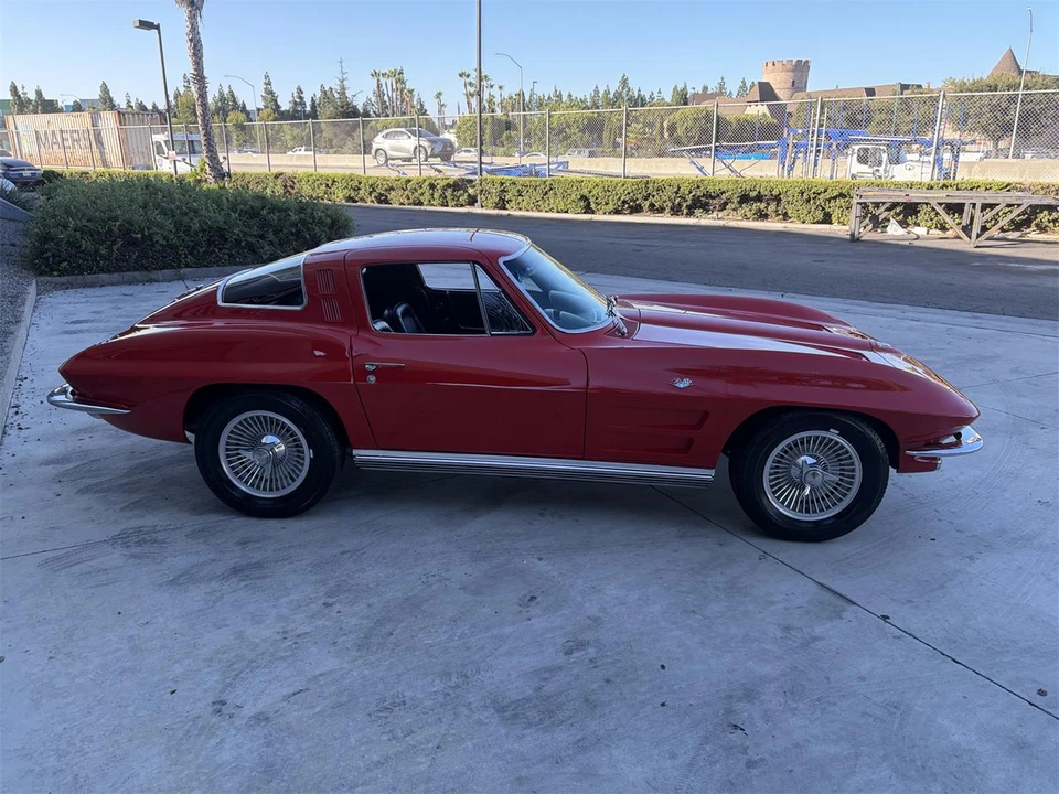 1964 Chevrolet Corvette C2 - Image 14 of 31
