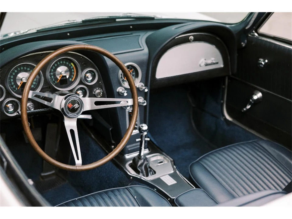 1964 Chevrolet Corvette C2 - Image 21 of 31