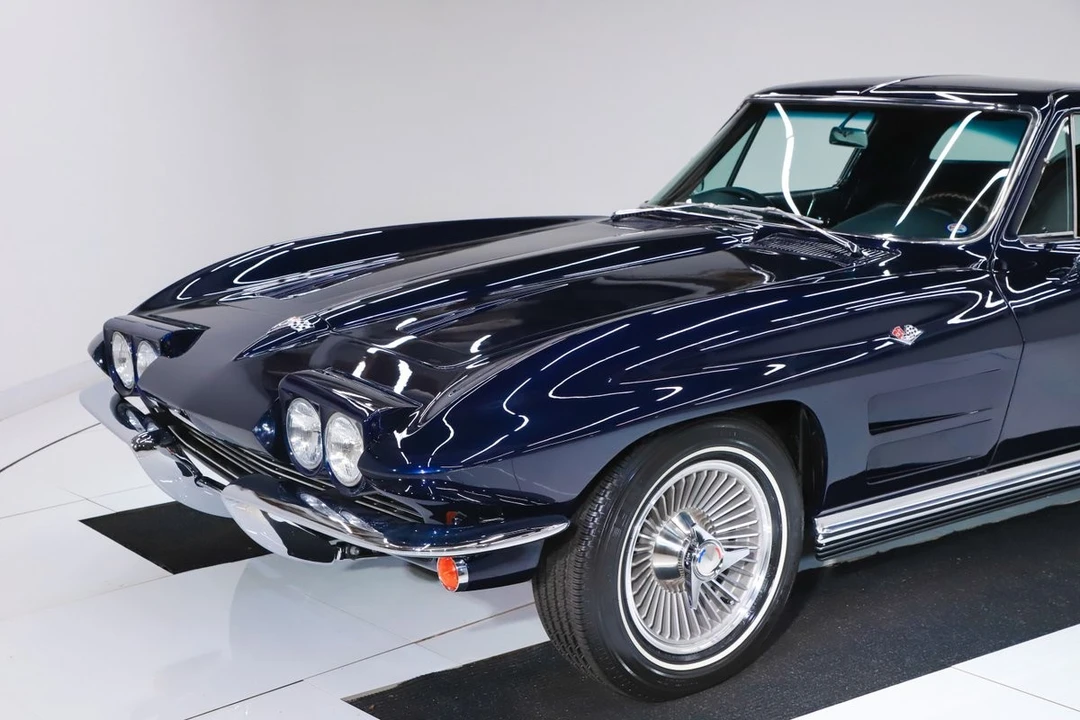 1964 Chevrolet Corvette C2 - Image 12 of 31