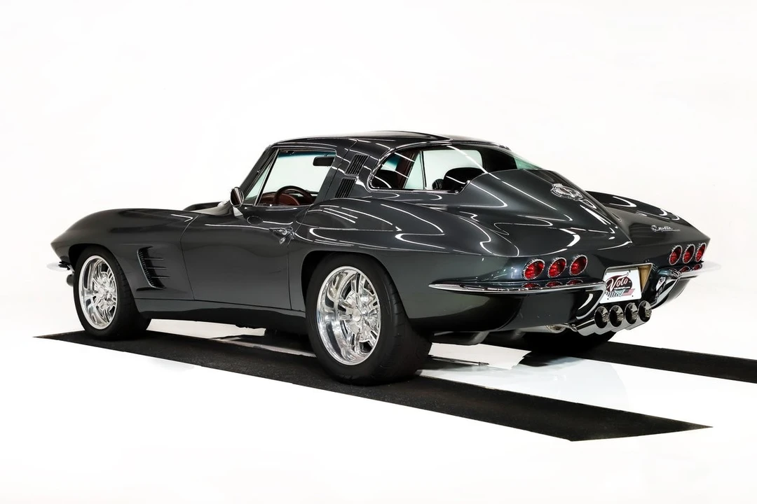 1964 Chevrolet Corvette C2 - Image 7 of 31