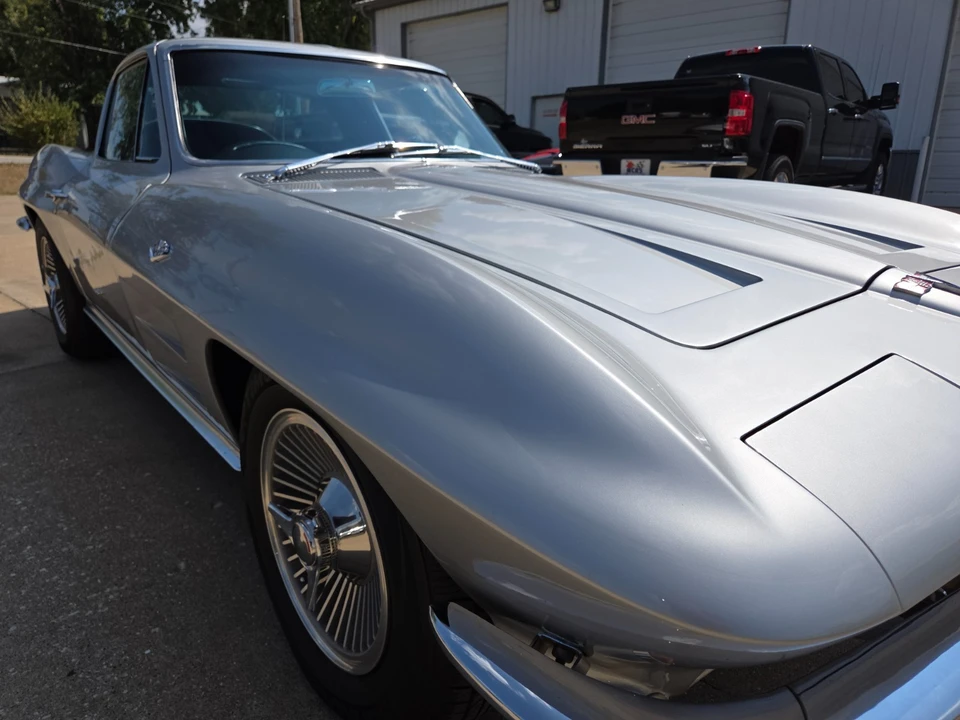 1964 Chevrolet Corvette C2 - Image 10 of 31
