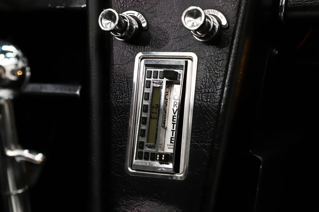 1964 Chevrolet Corvette C2 - Image 24 of 31