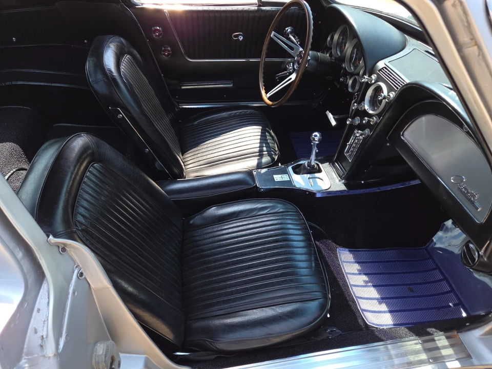 1964 Chevrolet Corvette C2 - Image 24 of 31