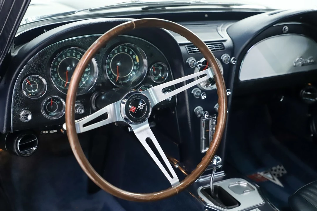 1964 Chevrolet Corvette C2 - Image 22 of 31