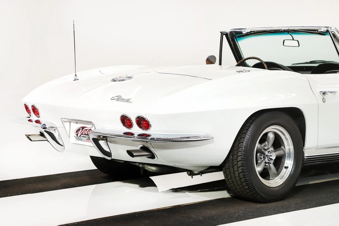 1964 Chevrolet Corvette C2 - Image 18 of 31
