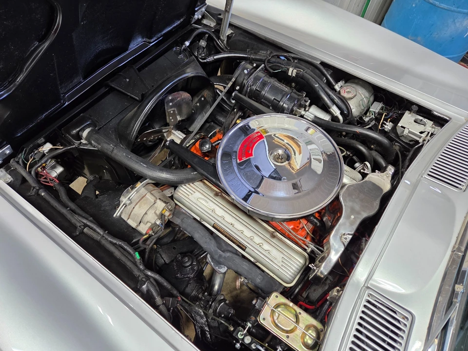 1964 Chevrolet Corvette C2 - Image 25 of 28