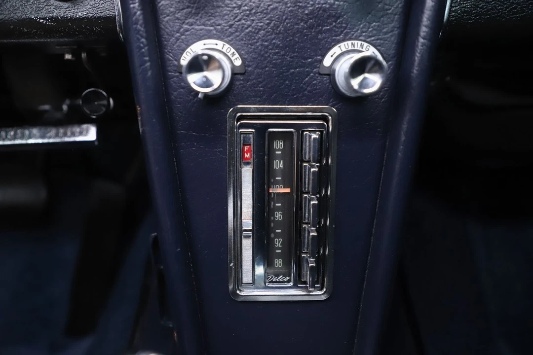 1964 Chevrolet Corvette C2 - Image 30 of 31