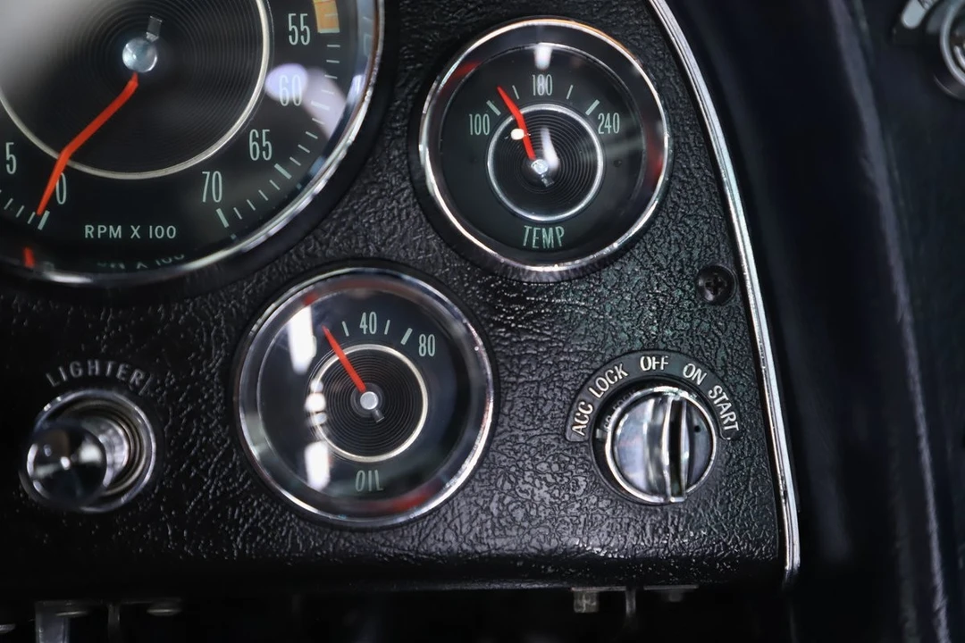 1964 Chevrolet Corvette C2 - Image 25 of 31