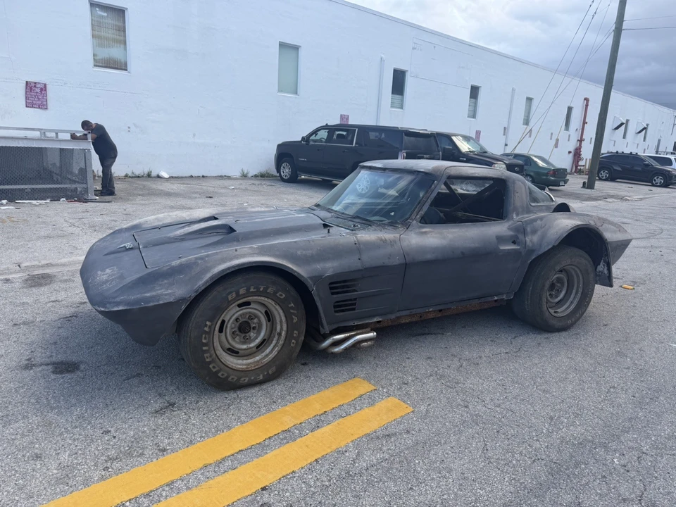 1964 Chevrolet Corvette C2 - Image 4 of 31