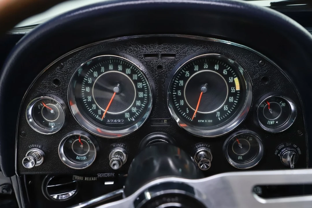 1964 Chevrolet Corvette C2 - Image 24 of 31