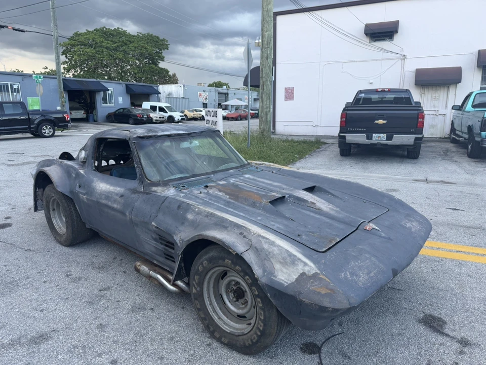 1964 Chevrolet Corvette C2 - Image 15 of 31