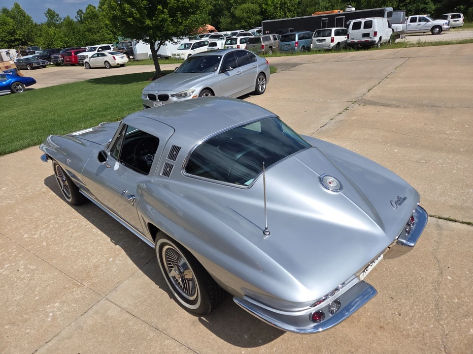 1964 Chevrolet Corvette C2 - Image 11 of 28