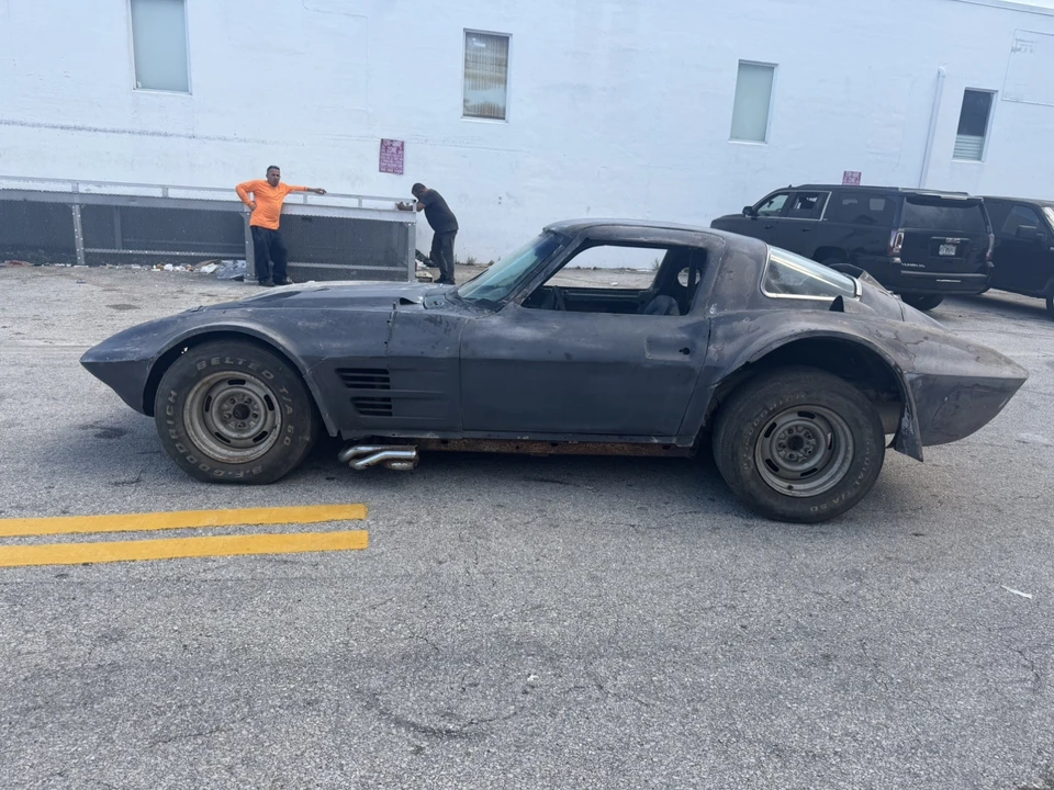 1964 Chevrolet Corvette C2 - Image 6 of 31