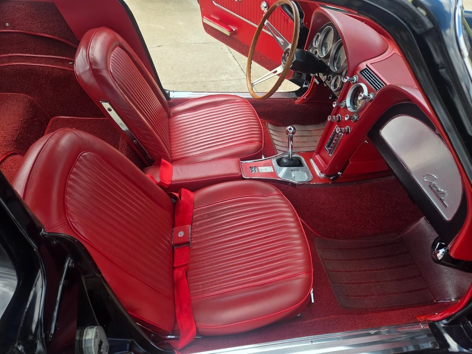 1964 Chevrolet Corvette C2 - Image 18 of 21