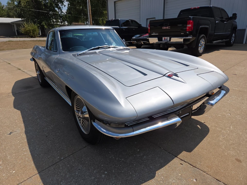 1964 Chevrolet Corvette C2 - Image 8 of 31