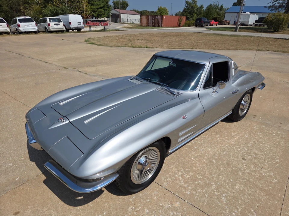 1964 Chevrolet Corvette C2 - Image 3 of 31