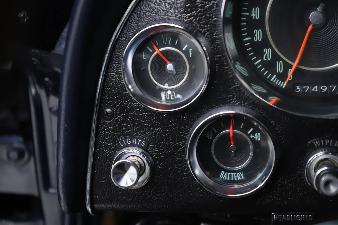 1964 Chevrolet Corvette C2 - Image 26 of 31