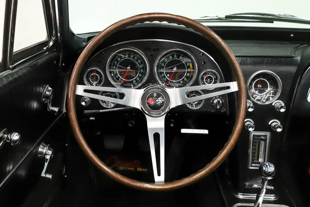 1964 Chevrolet Corvette C2 - Image 16 of 31
