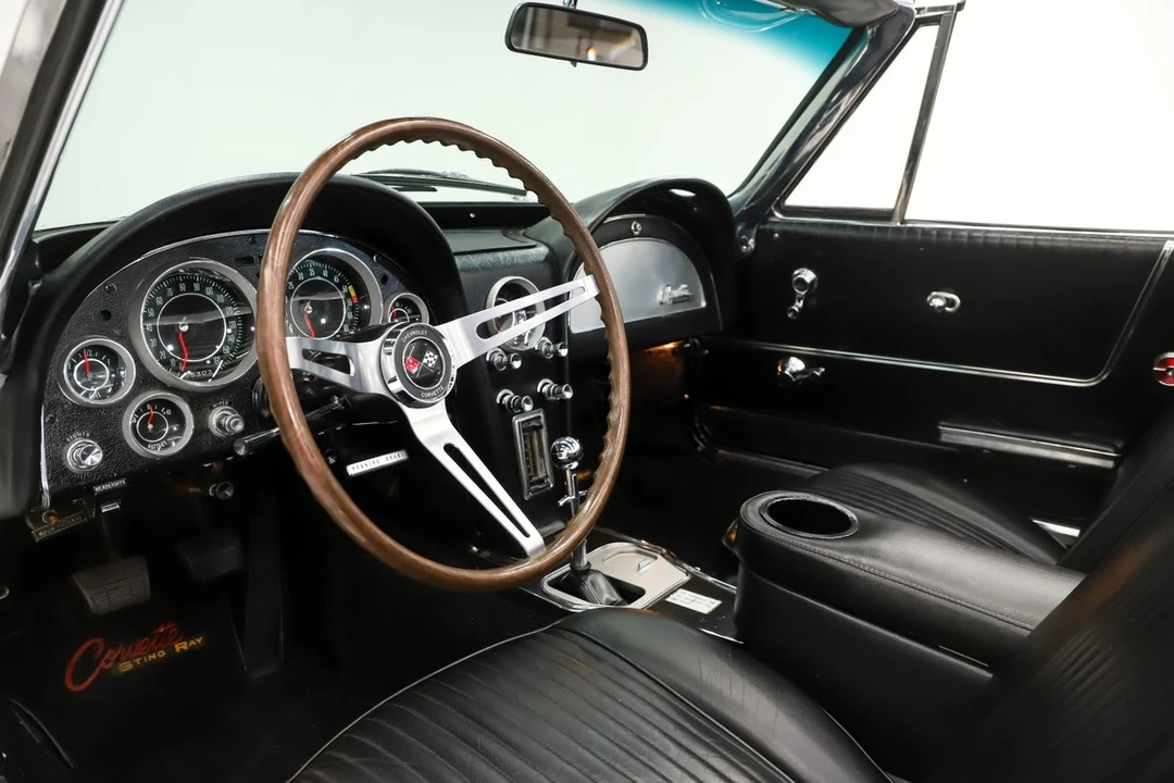 1964 Chevrolet Corvette C2 - Image 2 of 31