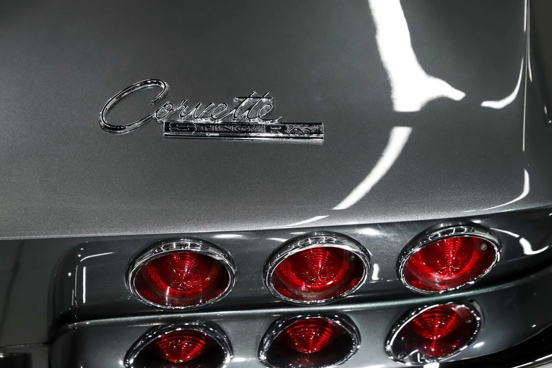 1964 Chevrolet Corvette C2 - Image 26 of 31