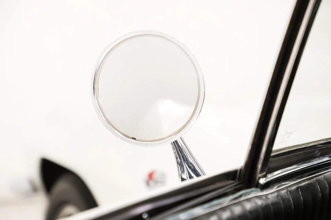1964 Chevrolet Corvette C2 - Image 10 of 31