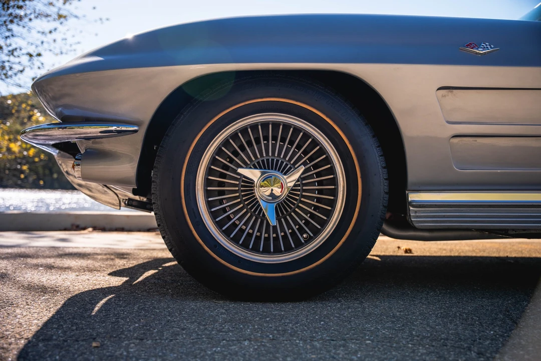 1964 Chevrolet Corvette C2 - Image 27 of 31