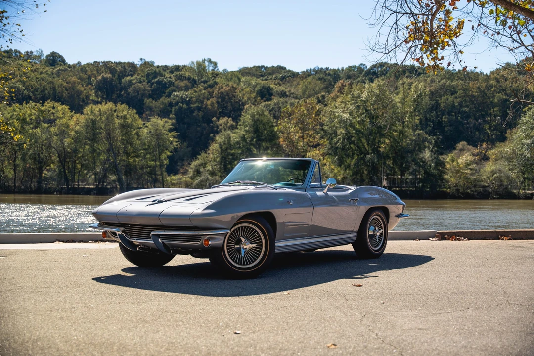 1964 Chevrolet Corvette C2 - Image 2 of 31