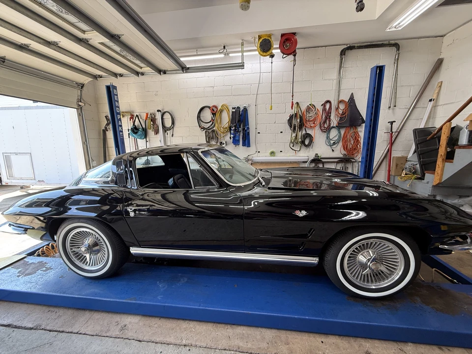 1964 Chevrolet Corvette C2 - Image 15 of 31