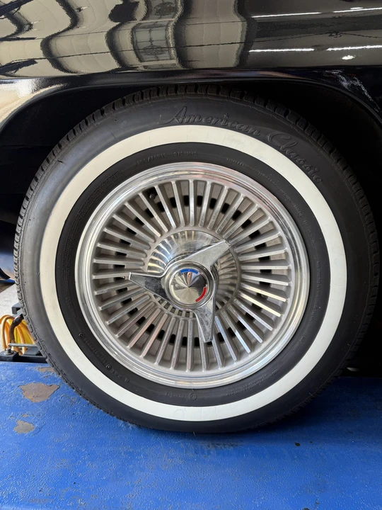 1964 Chevrolet Corvette C2 - Image 25 of 31