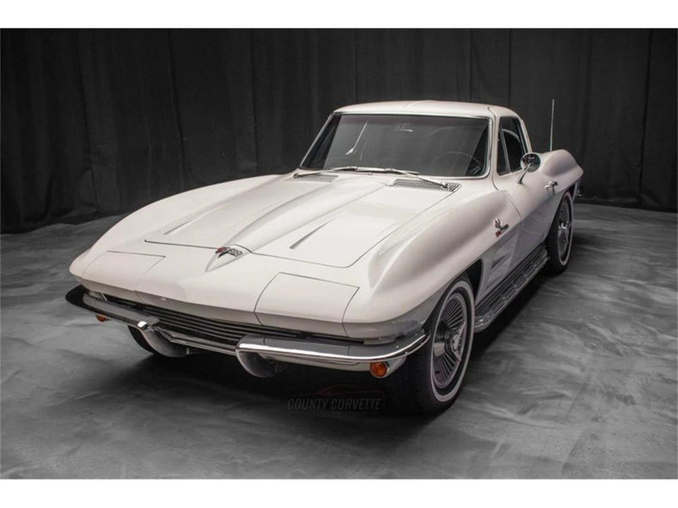 1964 Chevrolet Corvette C2 - Image 4 of 4