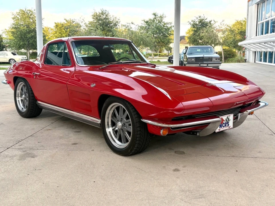 1964 Chevrolet Corvette C2 - Image 4 of 31