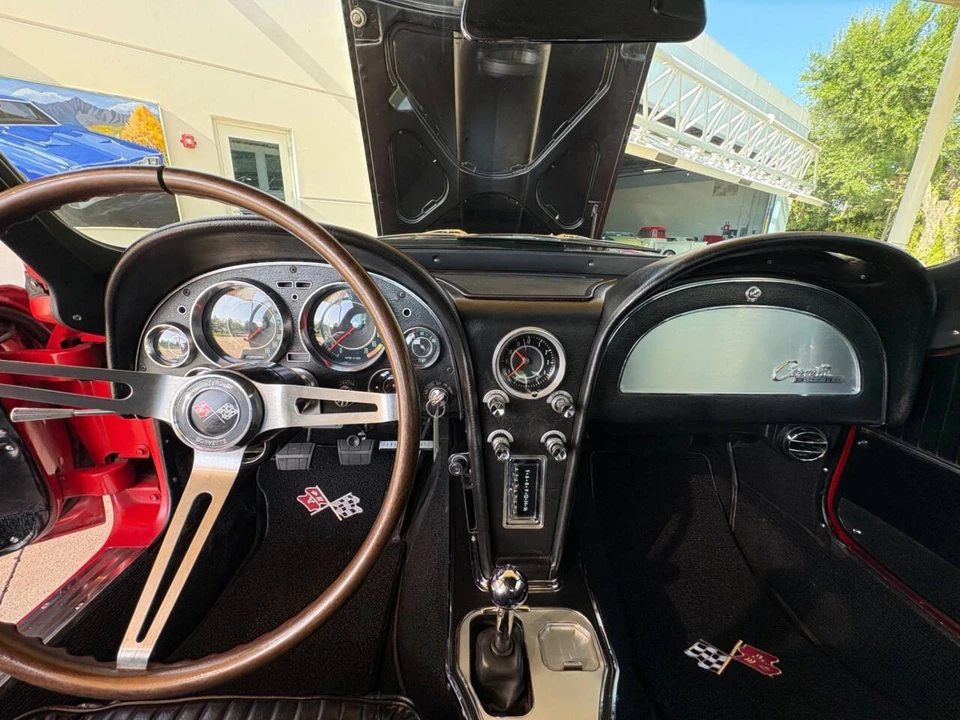 1964 Chevrolet Corvette C2 - Image 25 of 31