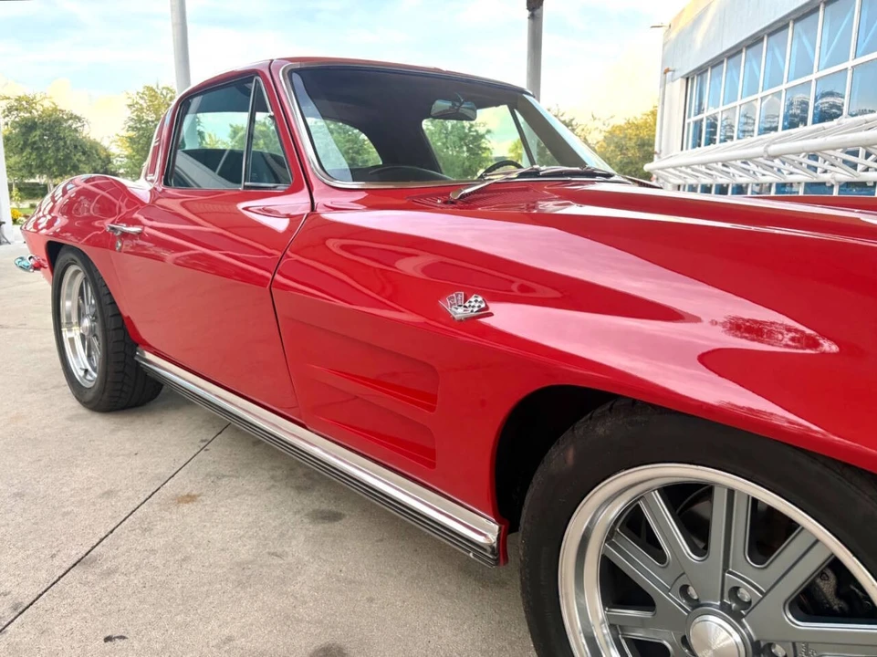 1964 Chevrolet Corvette C2 - Image 18 of 31
